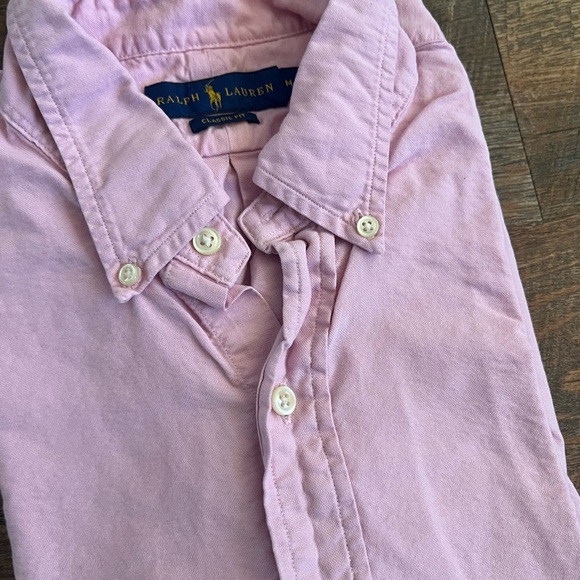 Ralph Lauren Men's Classic Fit Light Pink Button-Down Shirt - Picture 4 of 5